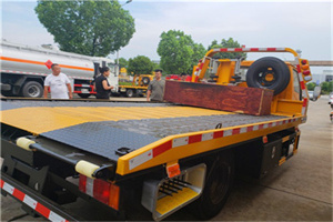 文县附近拖车电话号码服务